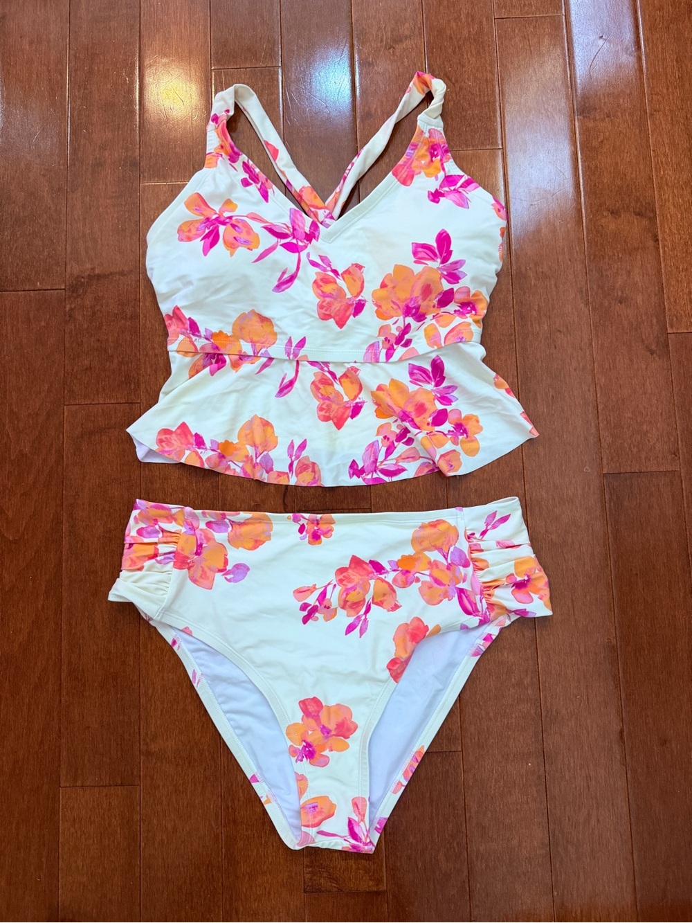 Cupshe White Floral Peplum Tankini with Pink & Orange Flowers